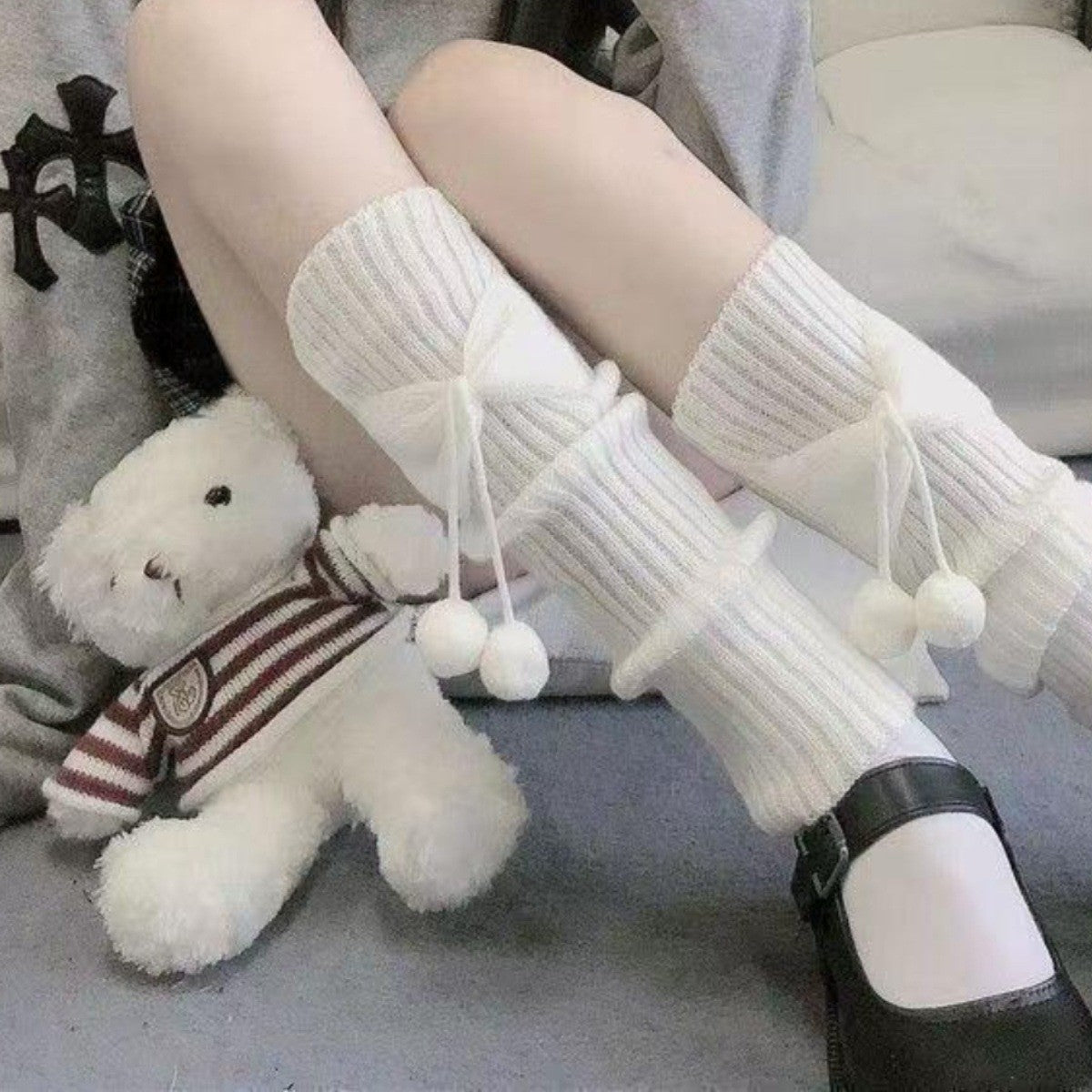 Aria Pom Mid-Calf Socks