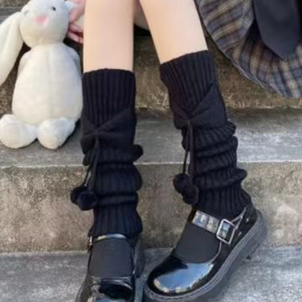 Aria Pom Mid-Calf Socks