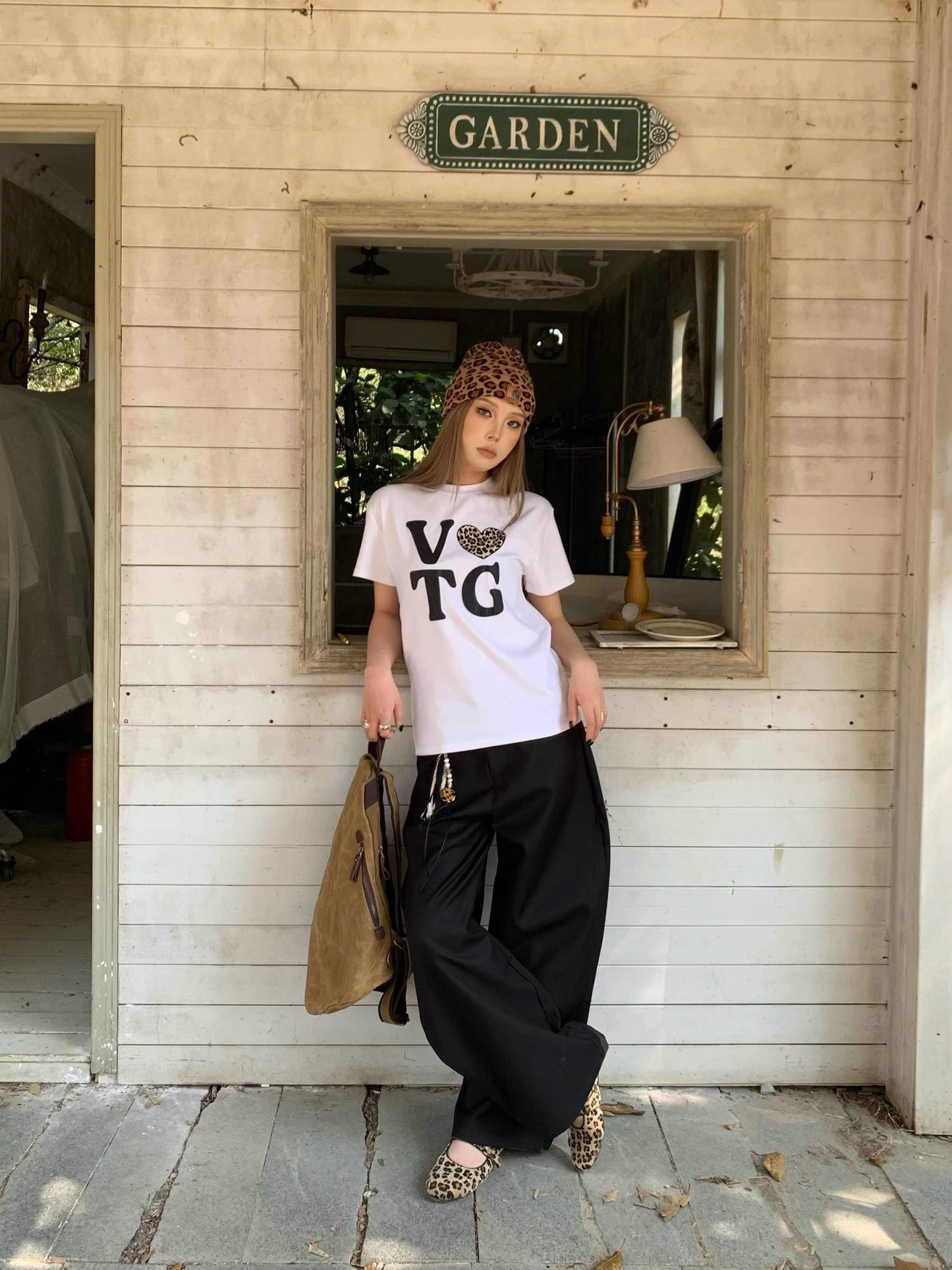 Selora Retro Love Letter Print Loose T-Shirt