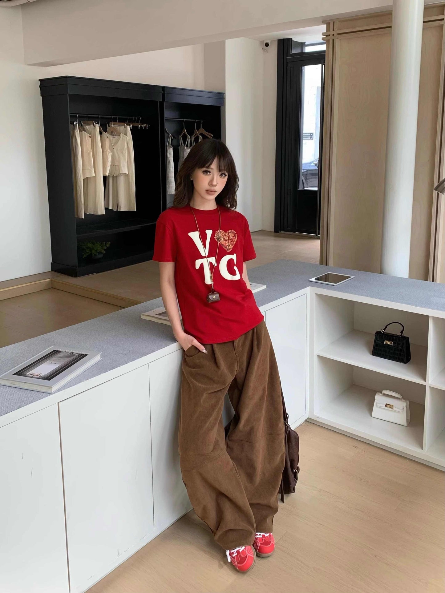 Selora Retro Love Letter Print Loose T-Shirt