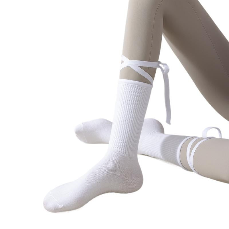 Zeyna Cross-Strap Yoga Socks
